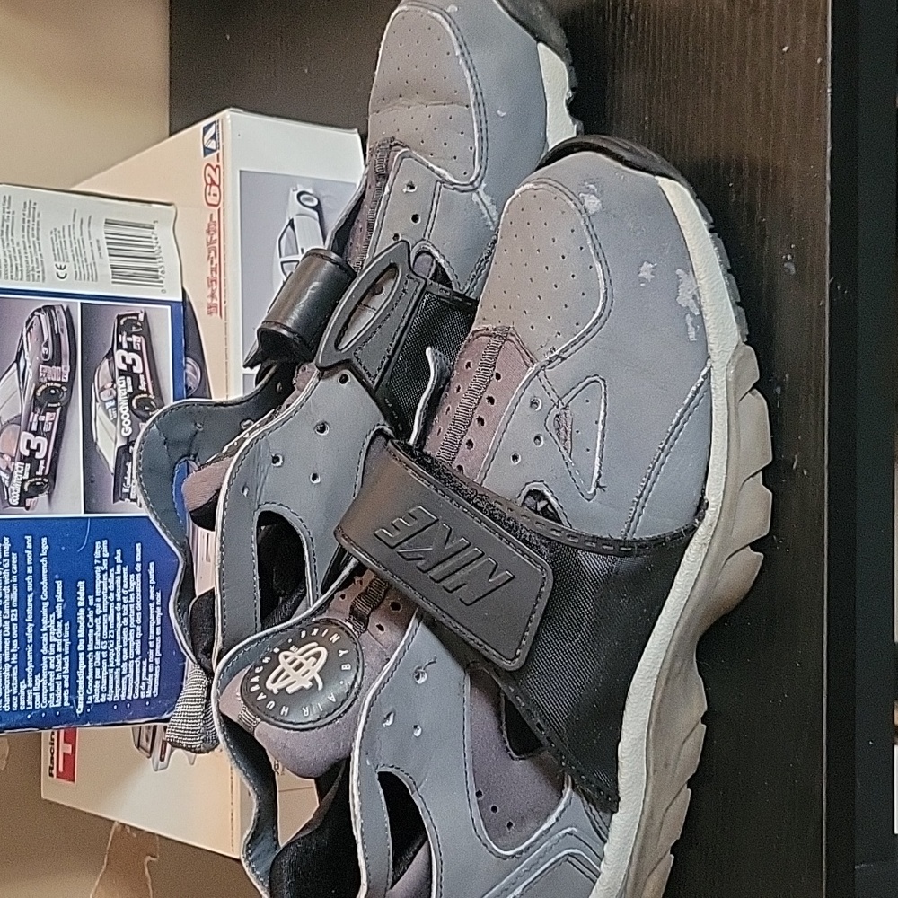 Nike Hurache Trainers Size 10 - Picture 5 of 5